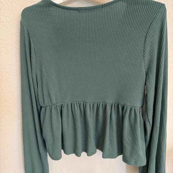 Altar'd State Ribbed Sage Top Size XL - Picture 5 of 8
